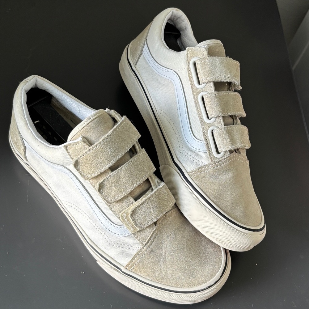Vans old Skool V Sneakers Beige and White